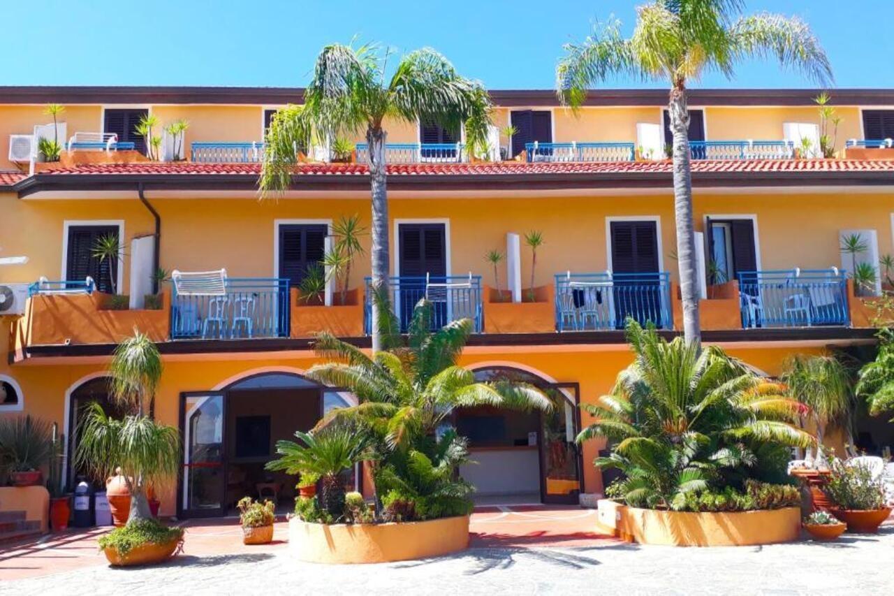 Hotel Grotticelle Капо Ватикано Екстериор снимка