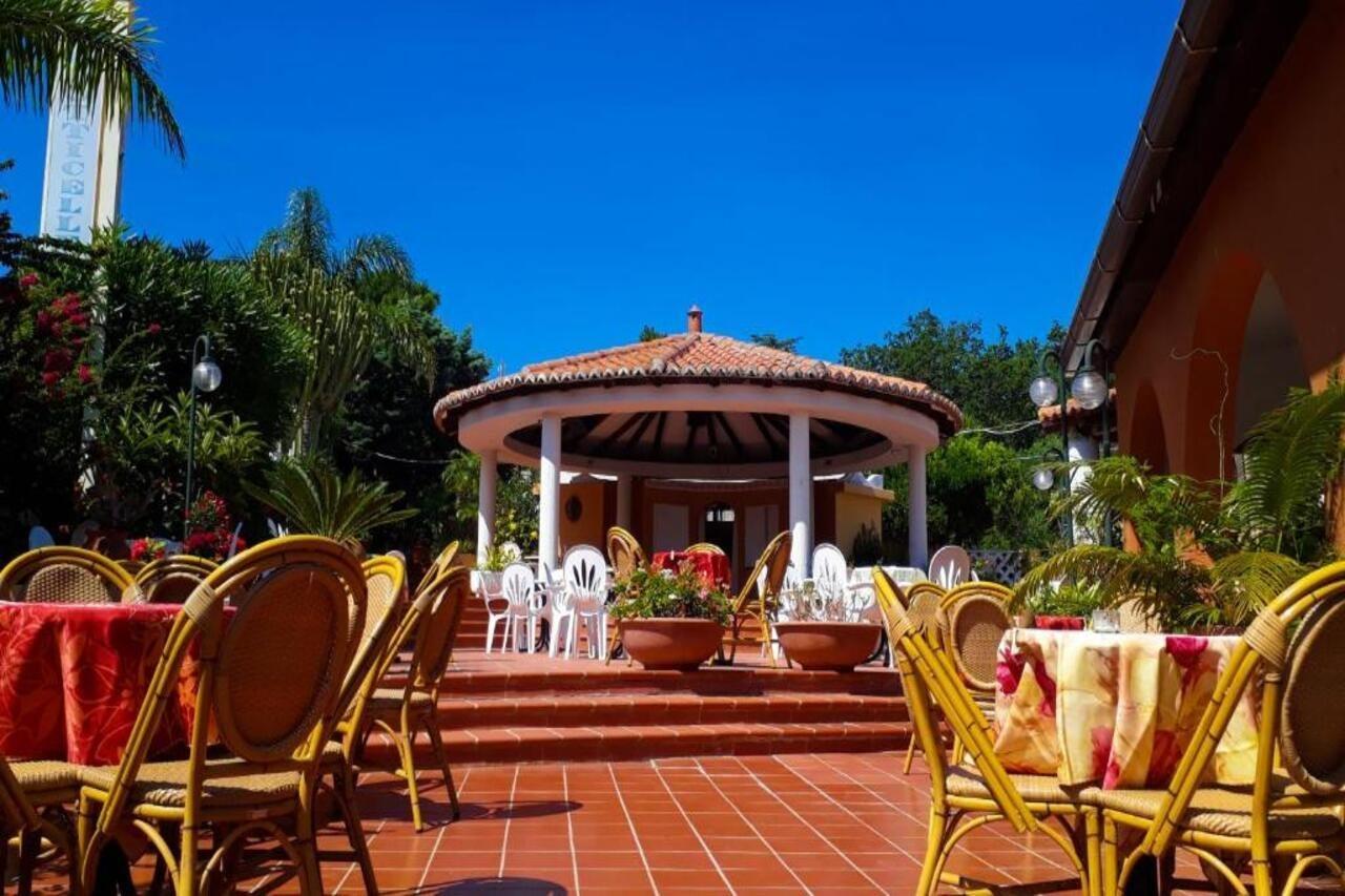 Hotel Grotticelle Капо Ватикано Екстериор снимка