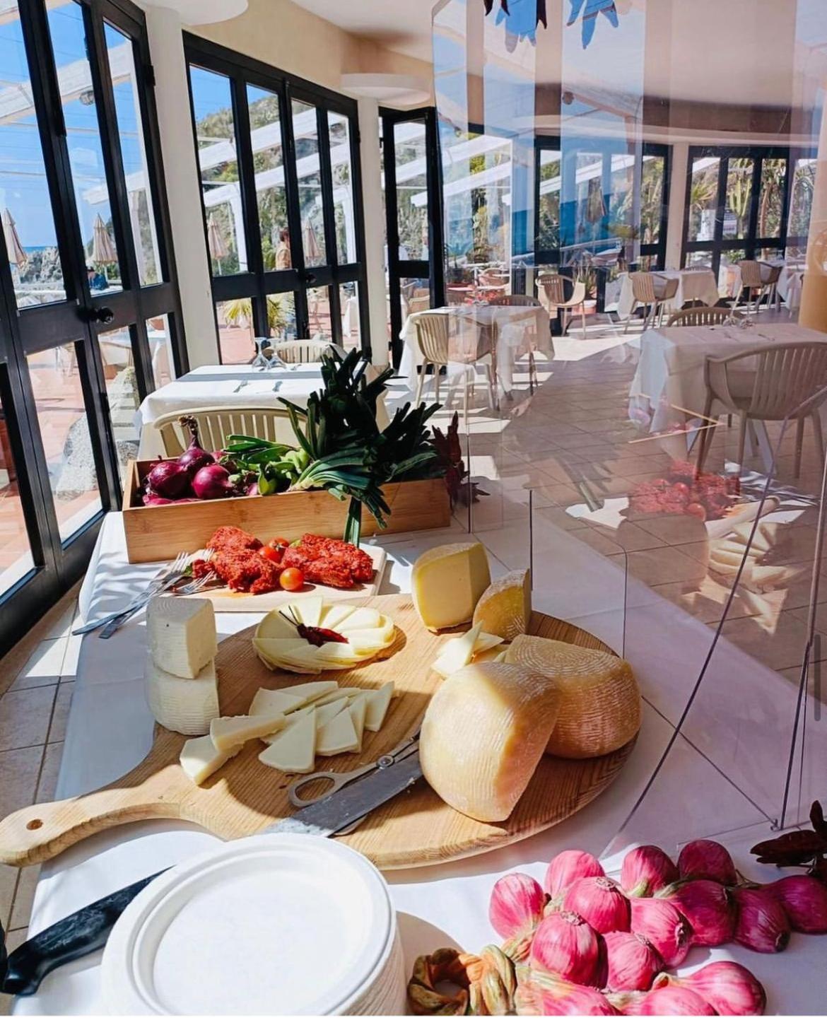 Hotel Grotticelle Капо Ватикано Екстериор снимка
