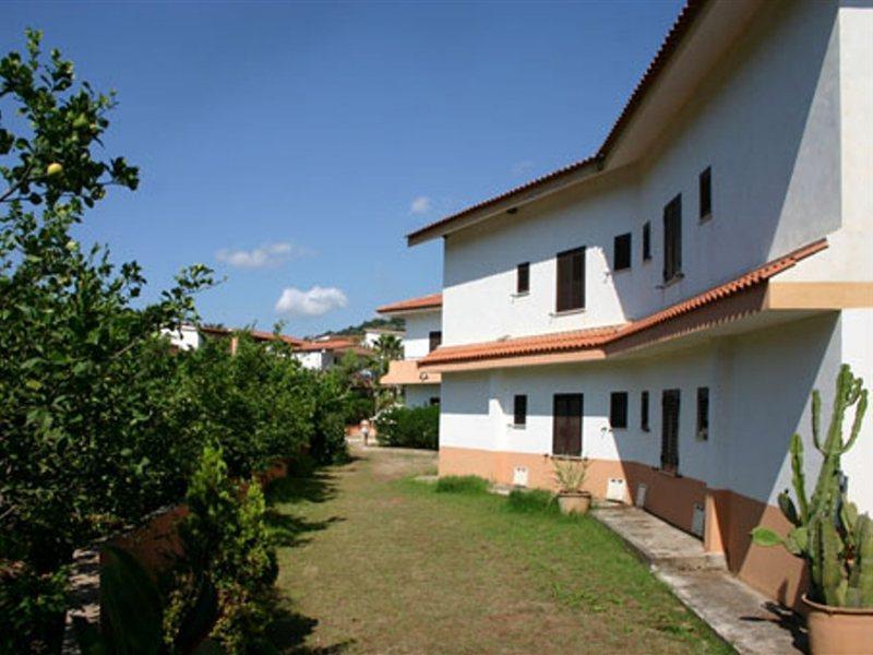 Hotel Grotticelle Капо Ватикано Екстериор снимка