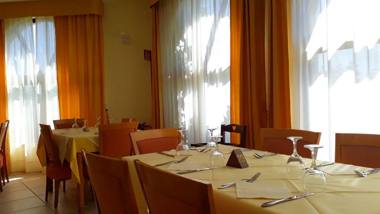 Hotel Grotticelle Капо Ватикано Екстериор снимка