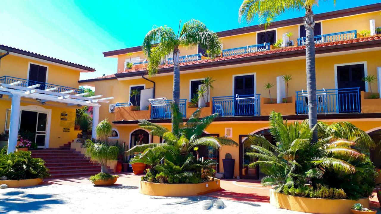 Hotel Grotticelle Капо Ватикано Екстериор снимка