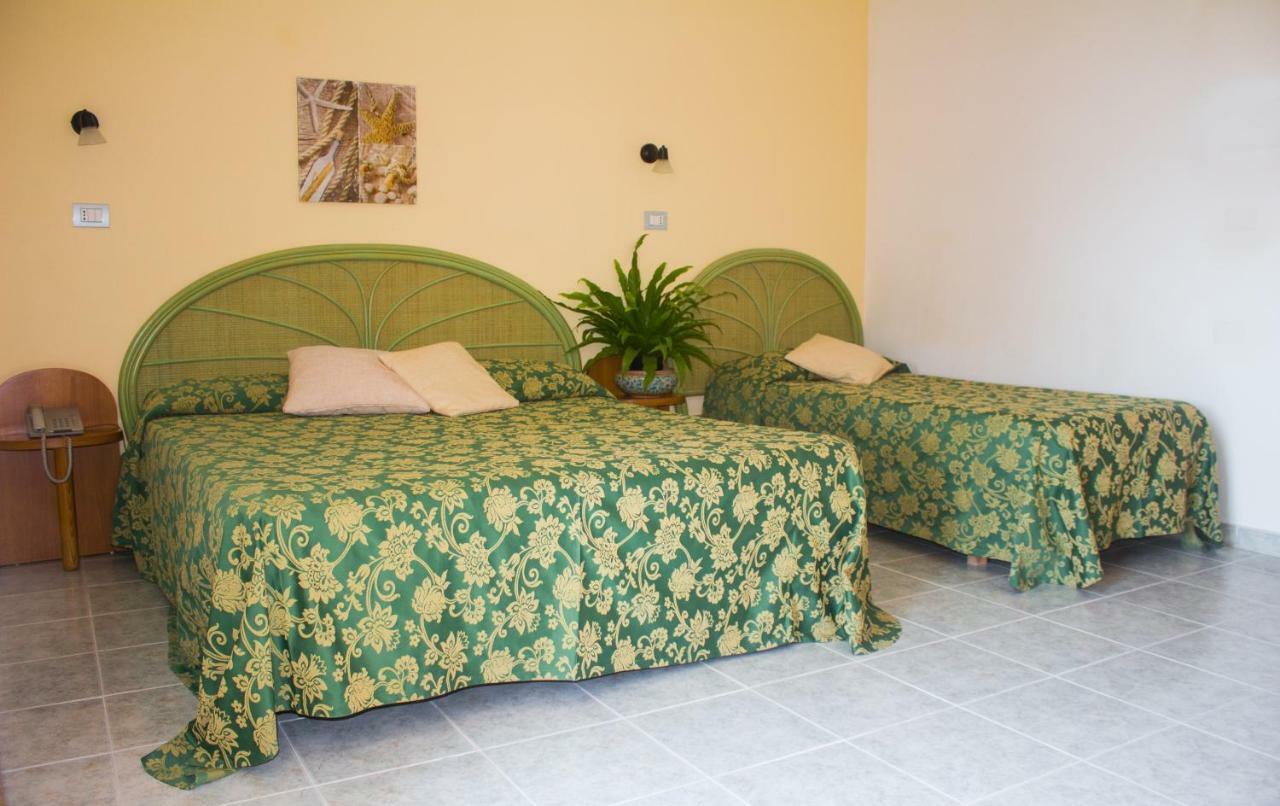 Hotel Grotticelle Капо Ватикано Екстериор снимка
